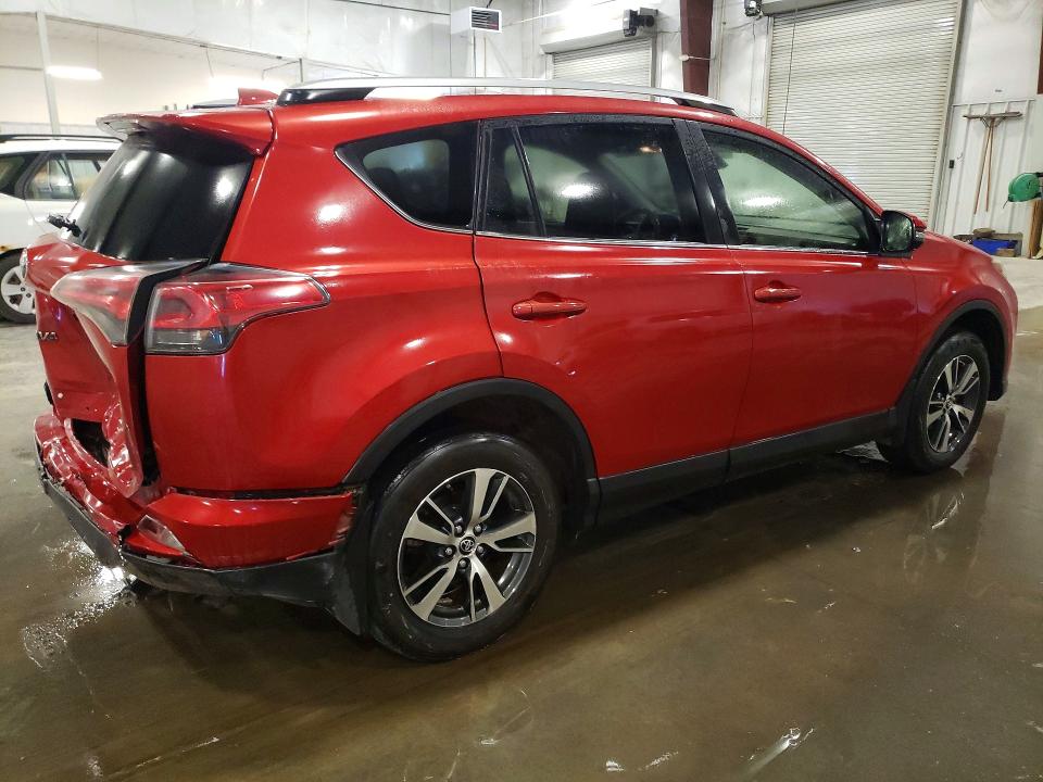 Продажа на аукционе авто 2017 Toyota Rav4, vin: JTMRFREV2HJ173801, номер лота: 69502366