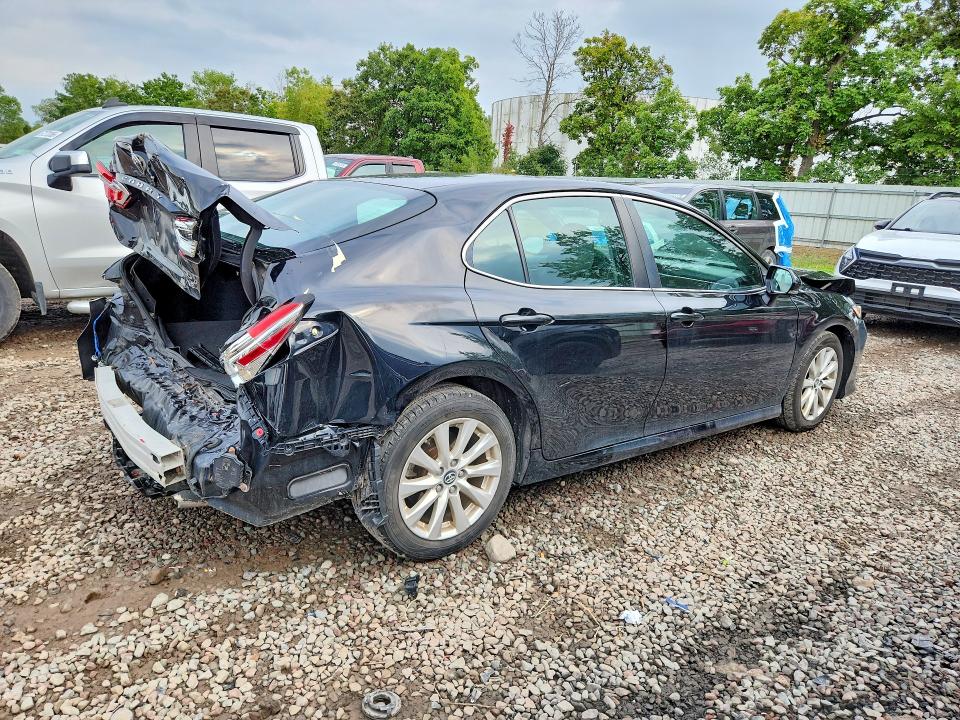 Aukcja sprzedaży 2018 Toyota Camry, vin: 4T1B11HK9JU015944, numer aukcji: 66938366