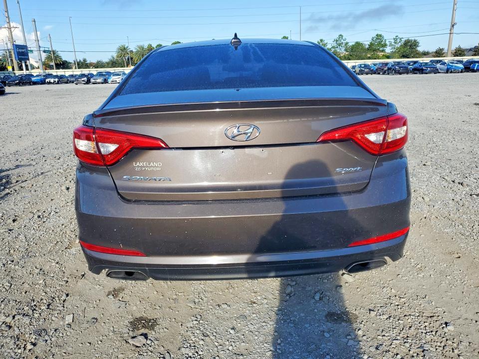 69791176 :رقم المزاد ، 5NPE34AF0HH561188 vin ، 2017 Hyundai Sonata مزاد بيع