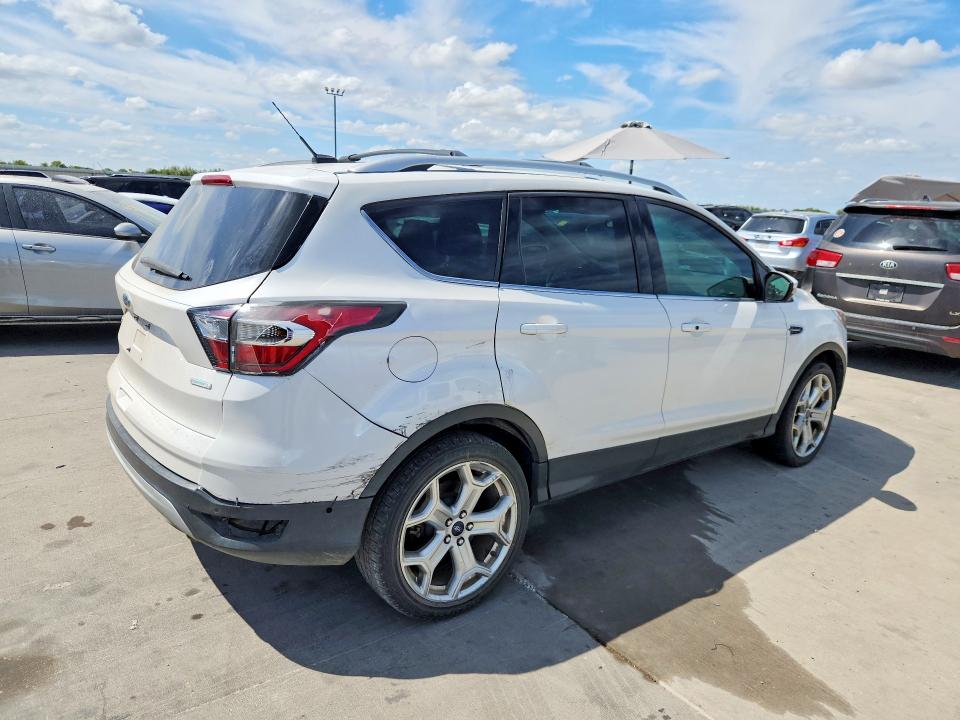 Продажа на аукционе авто 2017 Ford Escape, vin: 1FMCU0J93HUB35570, номер лота: 70779686