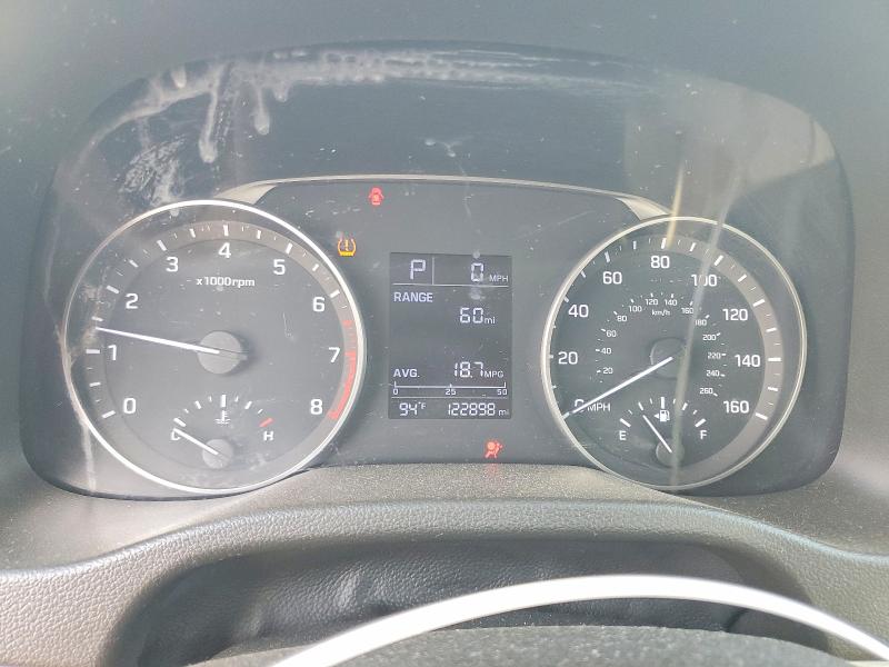 Продажа на аукционе авто 2017 Hyundai Elantra, vin: 5NPD74LF6HH165893, номер лота: 70315646