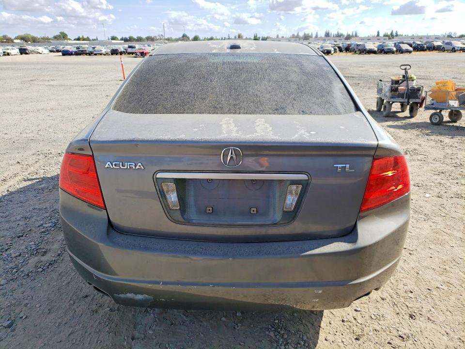 2005 Acura Tl მანქანა იყიდება აუქციონზე, vin: 19UUA66215A004040, აუქციონის ნომერი: 67466176