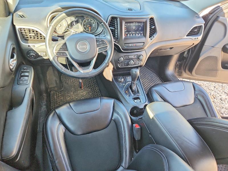 68230126 :رقم المزاد ، 1C4PJMLB7KD288305         vin ، 2019 Jeep Cherokee مزاد بيع