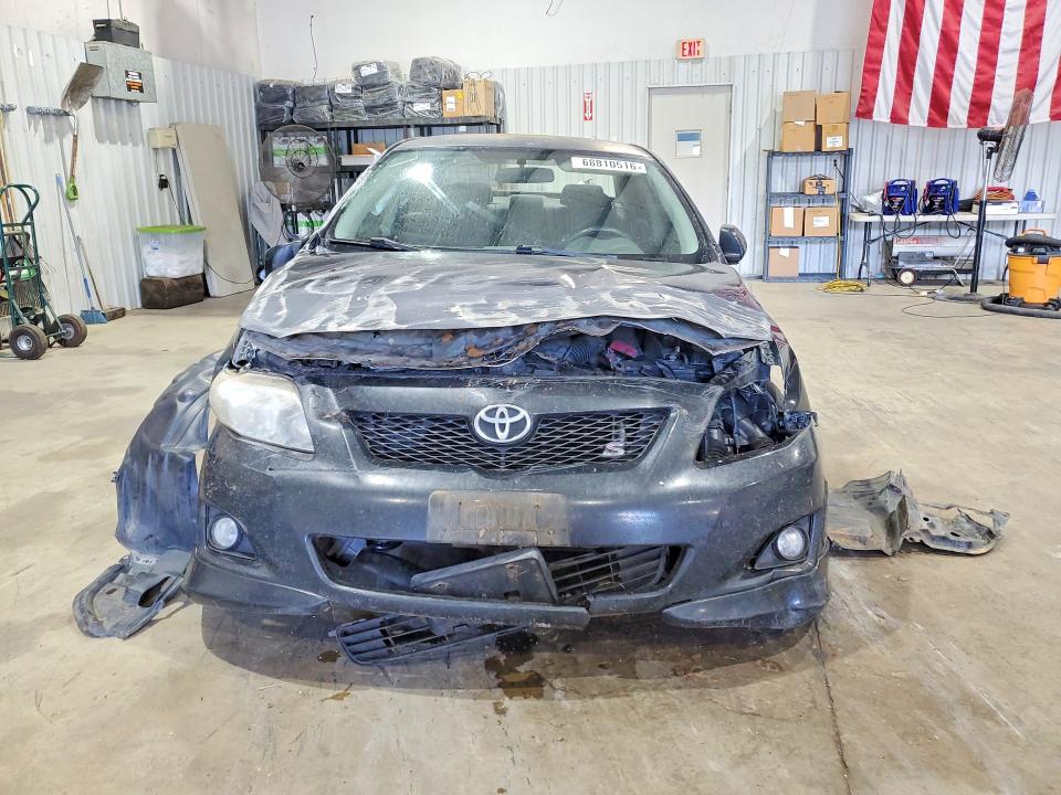 68810516 :رقم المزاد ، 1NXBU40EX9Z118364 vin ، 2009 Toyota Corolla مزاد بيع