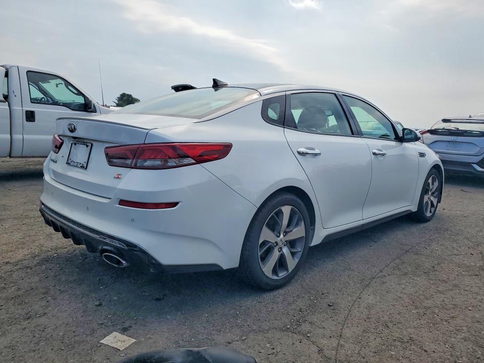 2019 Kia Optima მანქანა იყიდება აუქციონზე, vin: 5XXGT4L38KG289598, აუქციონის ნომერი: 67102936