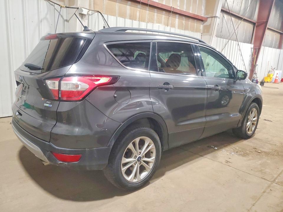 2018 Ford Escape მანქანა იყიდება აუქციონზე, vin: 1FMCU9GD2JUB45125        , აუქციონის ნომერი: 68713136