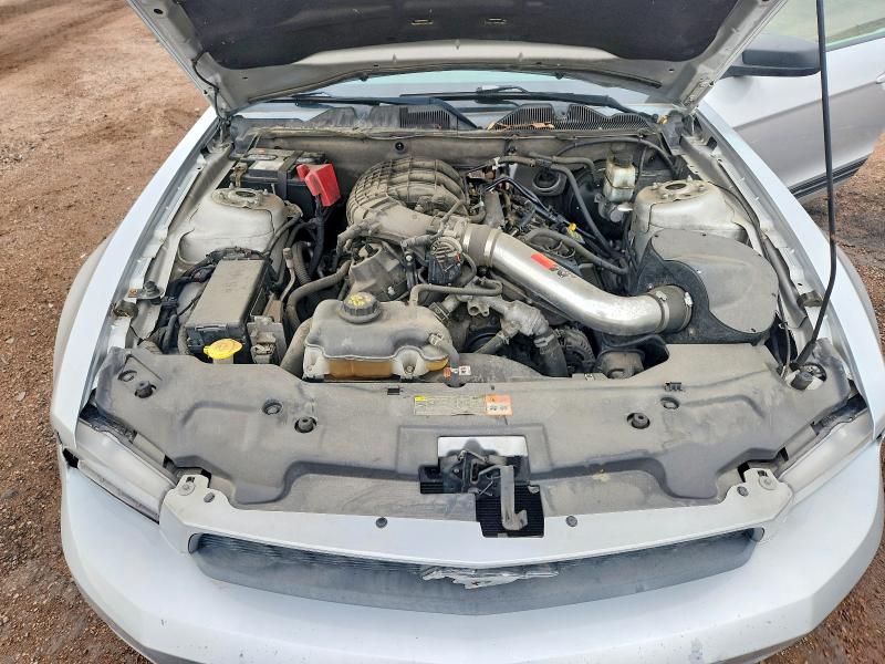 70675886 :رقم المزاد ، 1ZVBP8AMXB5105670 vin ، 2011 Ford Mustang مزاد بيع