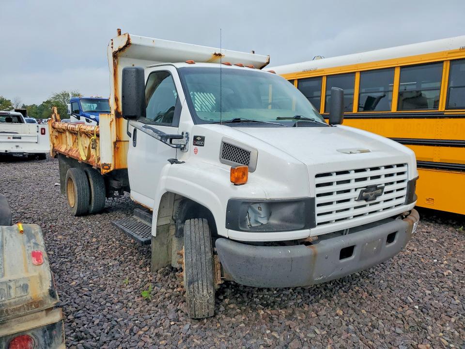 62561586 :رقم المزاد ، 1GBC4E1E53F502694 vin ، 2003 Chevrolet C4500 مزاد بيع