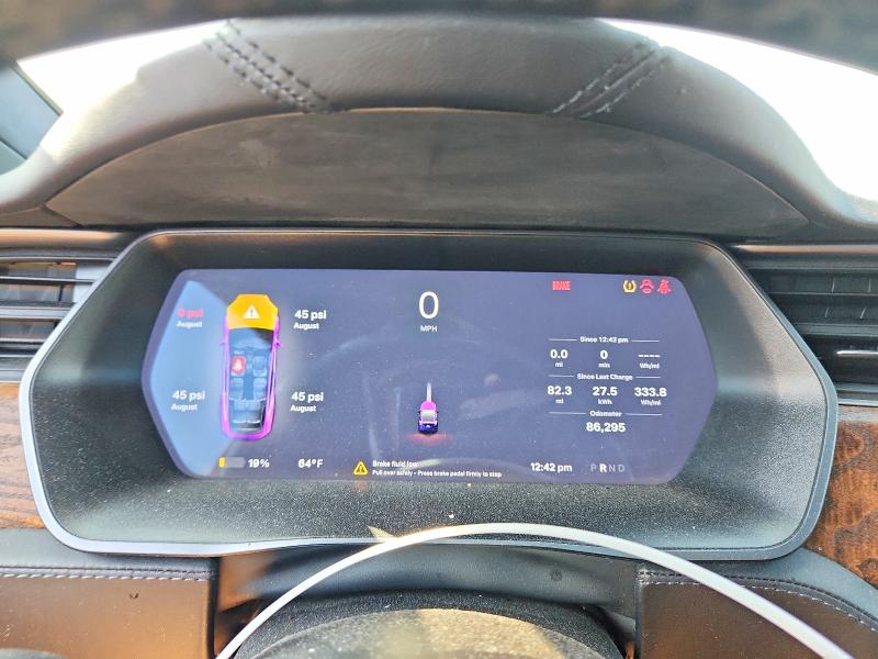 68395746 :رقم المزاد ، 5YJXCBE22LF239017 vin ، 2020 Tesla Model X مزاد بيع