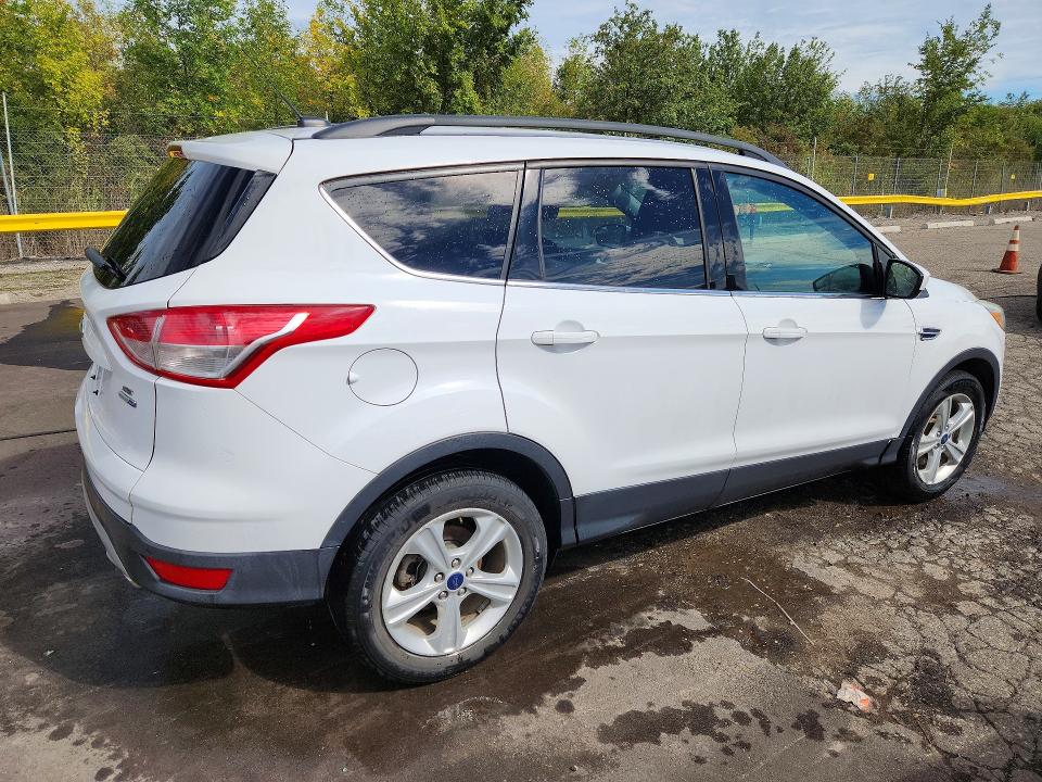 70325746 :رقم المزاد ، 1FMCU9GX6GUC17060 vin ، 2016 Ford Escape مزاد بيع