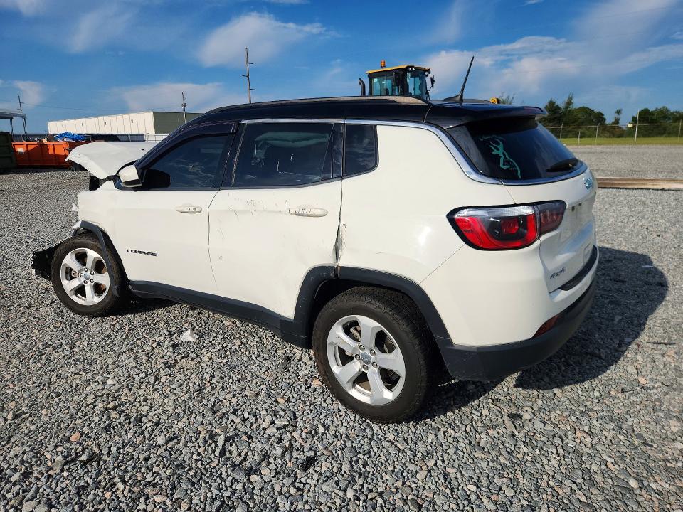 67680596 :رقم المزاد ، 3C4NJDBB4JT192584 vin ، 2018 Jeep Compass مزاد بيع