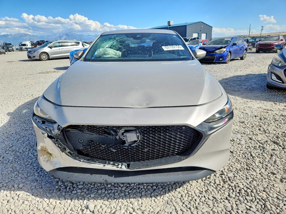 69199156 :رقم المزاد ، JM1BPALL8N1513207 vin ، 2022 Mazda 3 مزاد بيع
