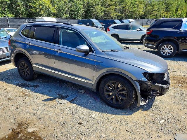 67516656 :رقم المزاد ، 3VV2B7AX6JM185176 vin ، 2018 Volkswagen Tiguan مزاد بيع