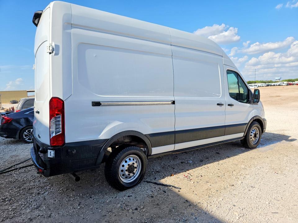 67364196 :رقم المزاد ، 1FTBR2X81RKA14495 vin ، 2024 Ford Transit مزاد بيع