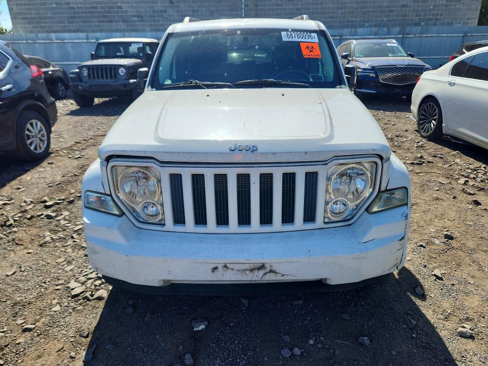 68780096 :رقم المزاد ، 1C4PJMAK3CW207082 vin ، 2012 Jeep Liberty مزاد بيع