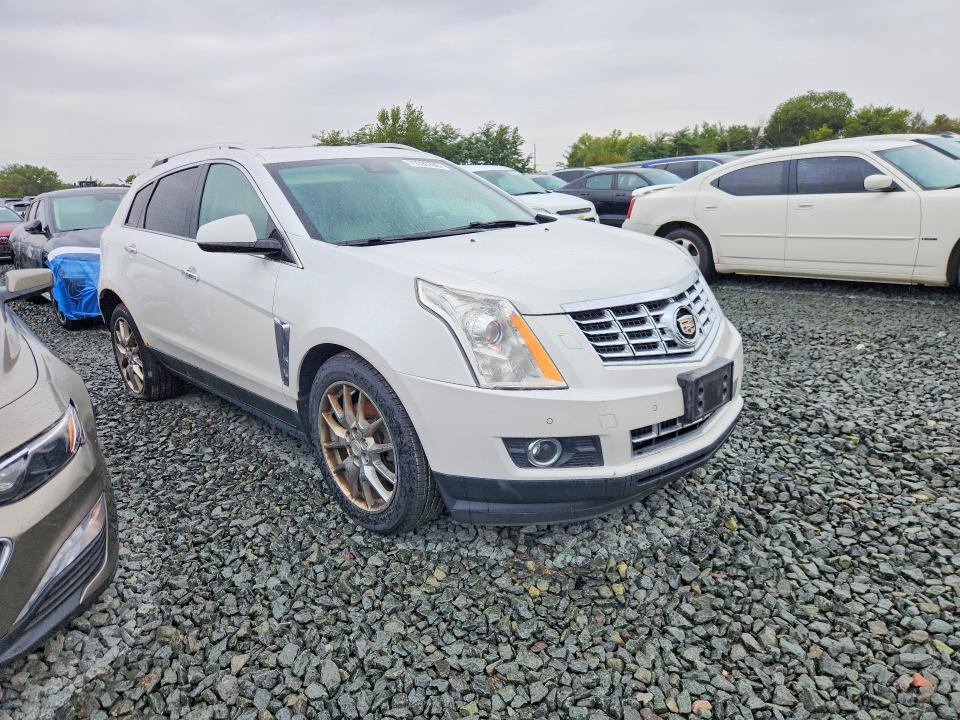 71093786 :رقم المزاد ، 3GYFNGE3XES661147 vin ، 2014 Cadillac Srx مزاد بيع