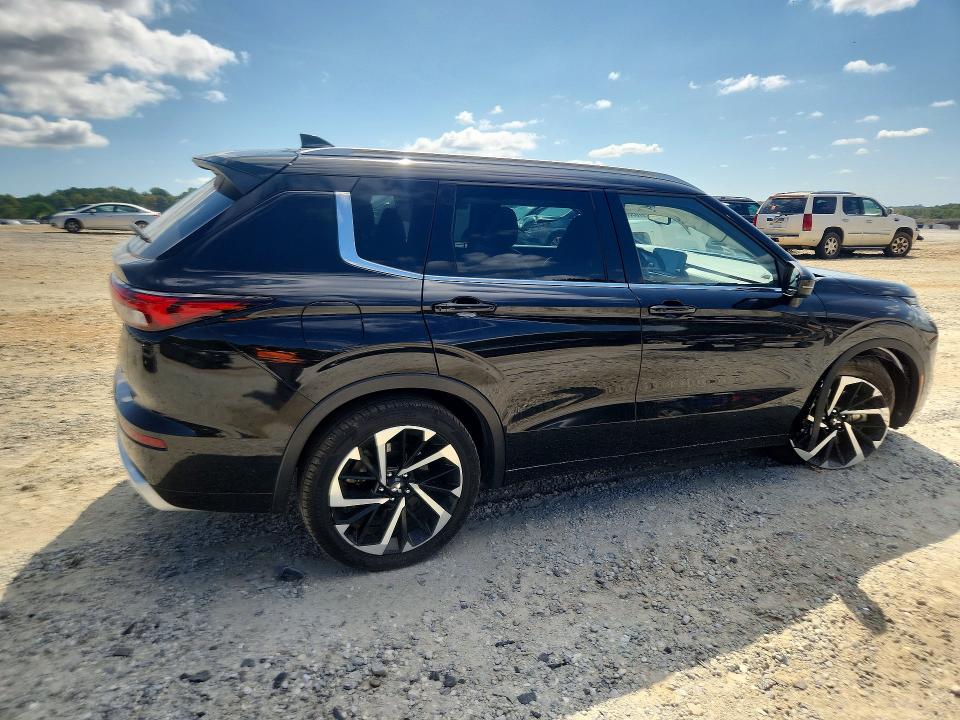 67836726 :رقم المزاد ، JA4J3VA87NZ083517 vin ، 2022 Mitsubishi Outlander مزاد بيع