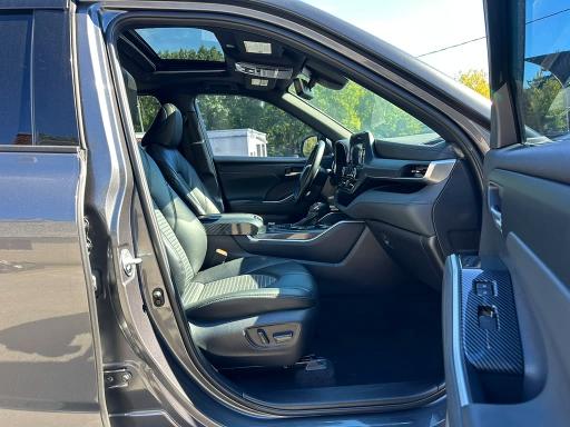 Продаж на аукціоні авто 2023 Toyota Highlander, vin: 5TDKDRBH8PS519986, номер лоту: 70012816