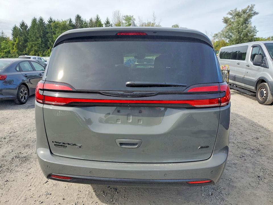 Продажа на аукционе авто 2021 Chrysler Pacifica, vin: 2C4RC3BG1MR564763, номер лота: 69854196