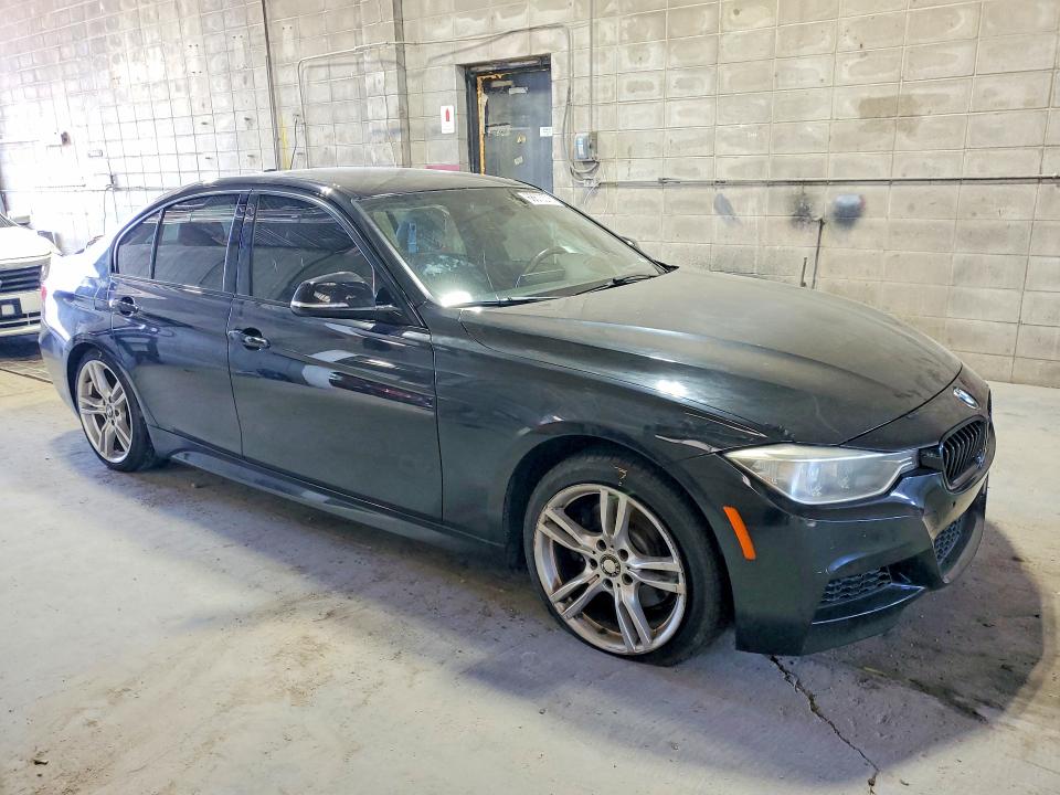 68670576 :رقم المزاد ، WBA3A5C54EF604800 vin ، 2014 Bmw 328 مزاد بيع