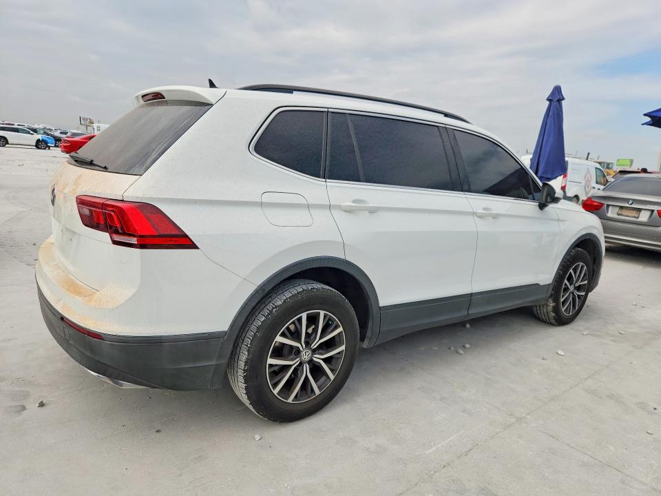 67701186 :رقم المزاد ، 3VV3B7AX9KM097096 vin ، 2019 Volkswagen Tiguan مزاد بيع