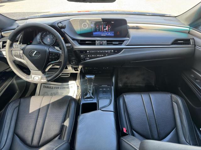 70493236 :رقم المزاد ، 58ABZ1B15KU038110 vin ، 2019 Lexus Es مزاد بيع
