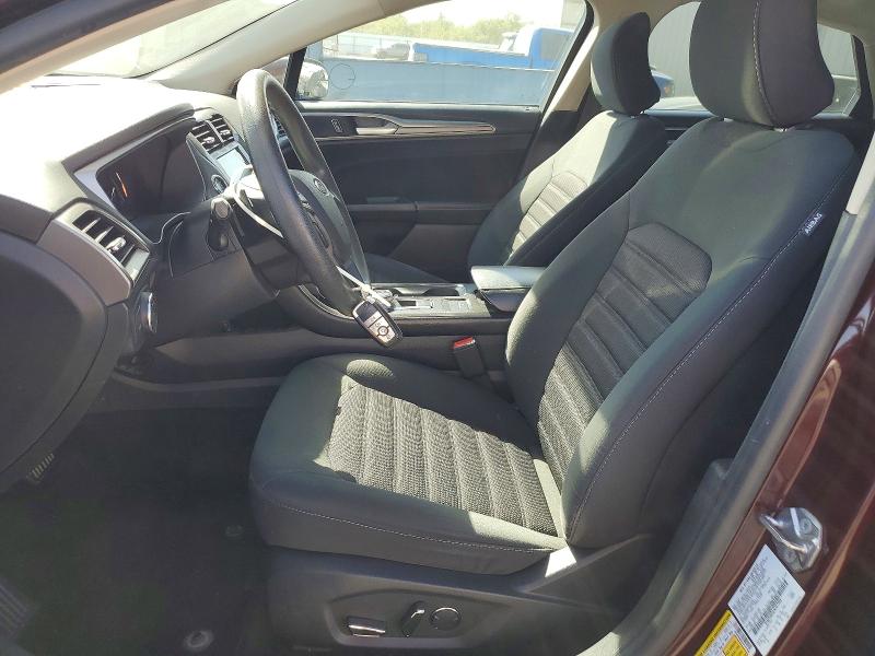 68443076 :رقم المزاد ، 3FA6P0HD6JR167998 vin ، 2018 Ford Fusion مزاد بيع
