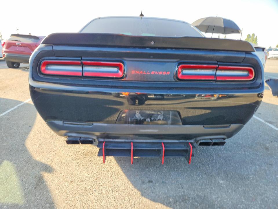 Auction sale of the 2017 Dodge Challenger, vin: 2C3CDZBT8HH530743, lot number: 70526186