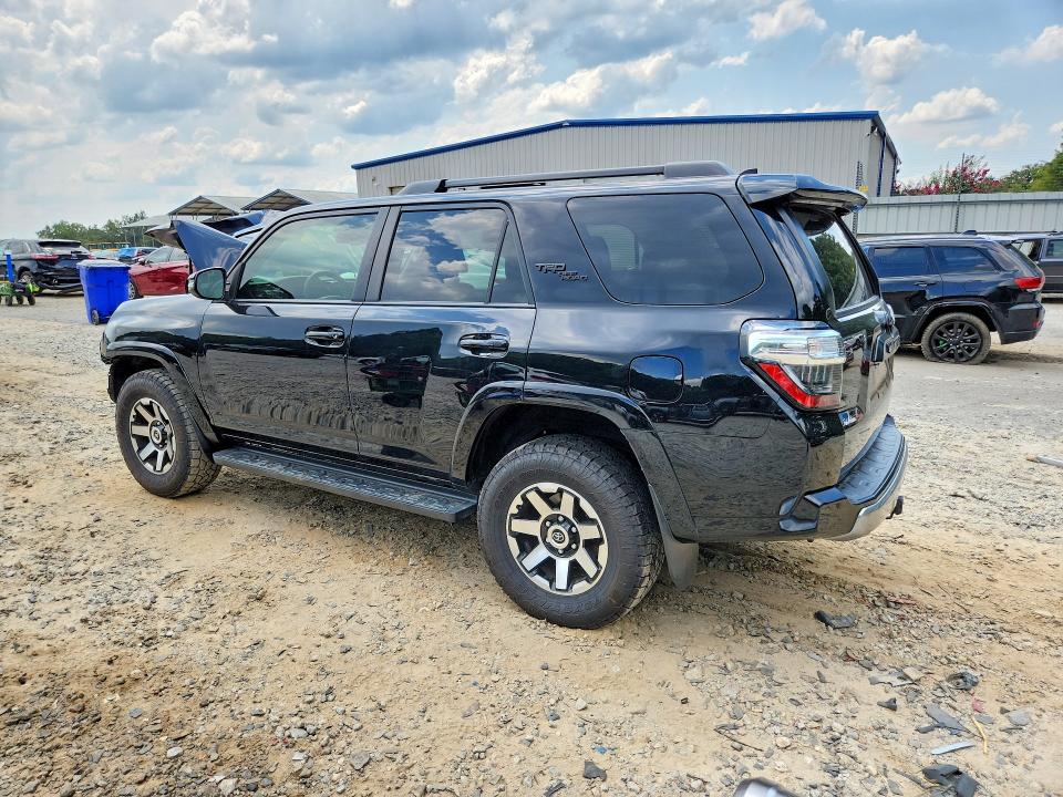 67120456 :رقم المزاد ، JTERU5JR3N6030275 vin ، 2022 Toyota 4runner مزاد بيع