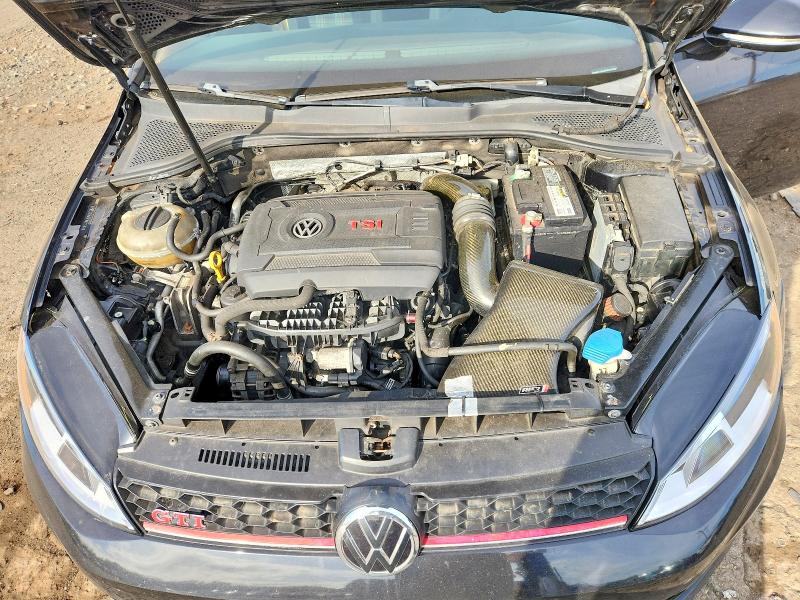 Продажа на аукционе авто 2015 Volkswagen Gti, vin: 3VW5T7AUXFM015826, номер лота: 68180306