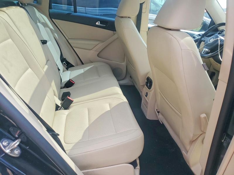 67321246 :رقم المزاد ، WVGBV7AXXCW507502 vin ، 2012 Volkswagen Tiguan مزاد بيع