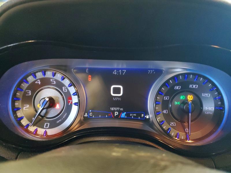 68883416 :رقم المزاد ، 2C3CCABG1JH266794         vin ، 2018 Chrysler 300 مزاد بيع