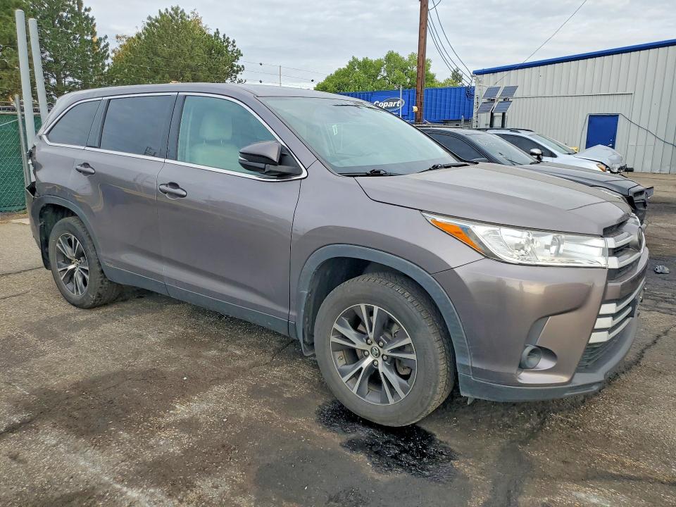 Aukcja sprzedaży 2019 Toyota Highlander, vin: 5TDBZRFH7KS964904, numer aukcji: 69810286