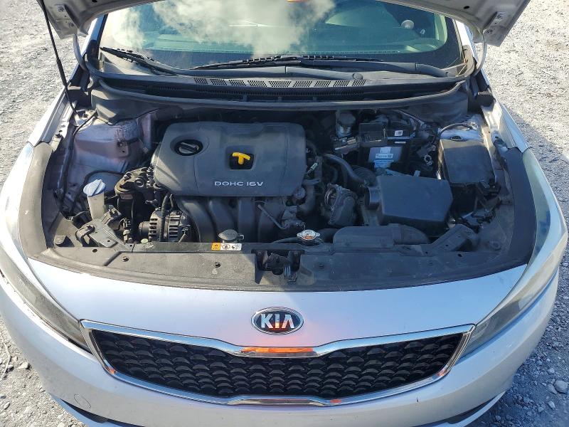 2017 Kia Forte მანქანა იყიდება აუქციონზე, vin: 3KPFK4A79HE090677, აუქციონის ნომერი: 69746626