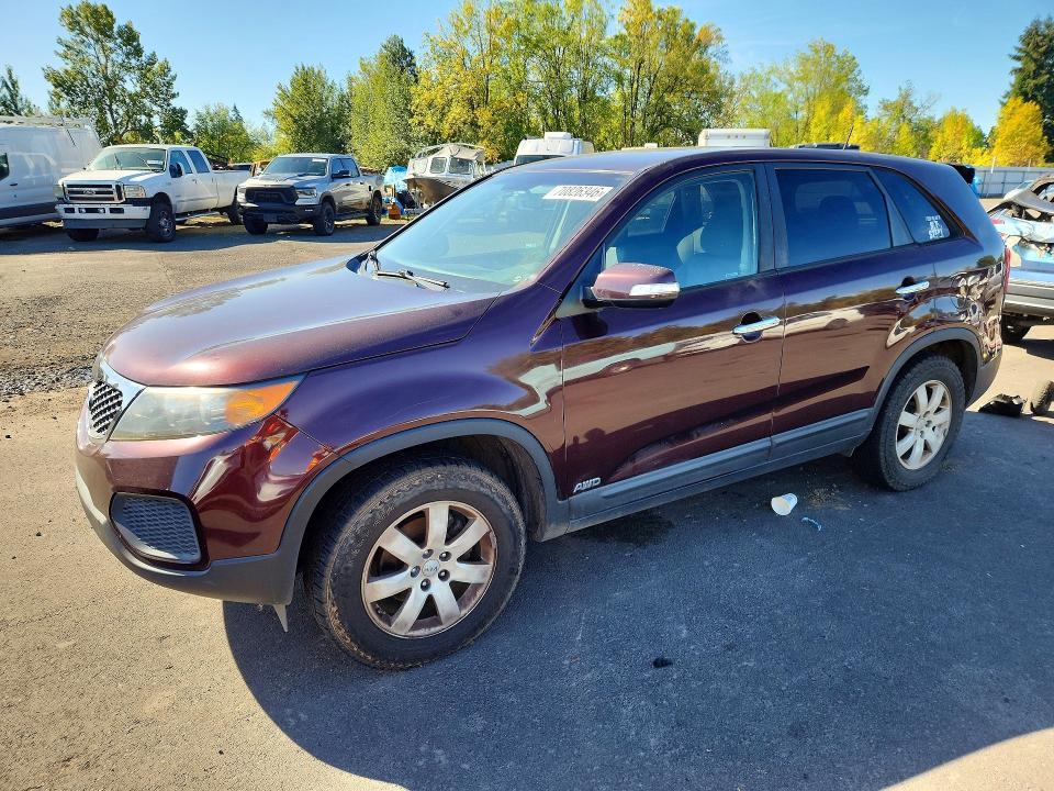70826346 :رقم المزاد ، 5XYKTDA65DG339590 vin ، 2013 Kia Sorento مزاد بيع