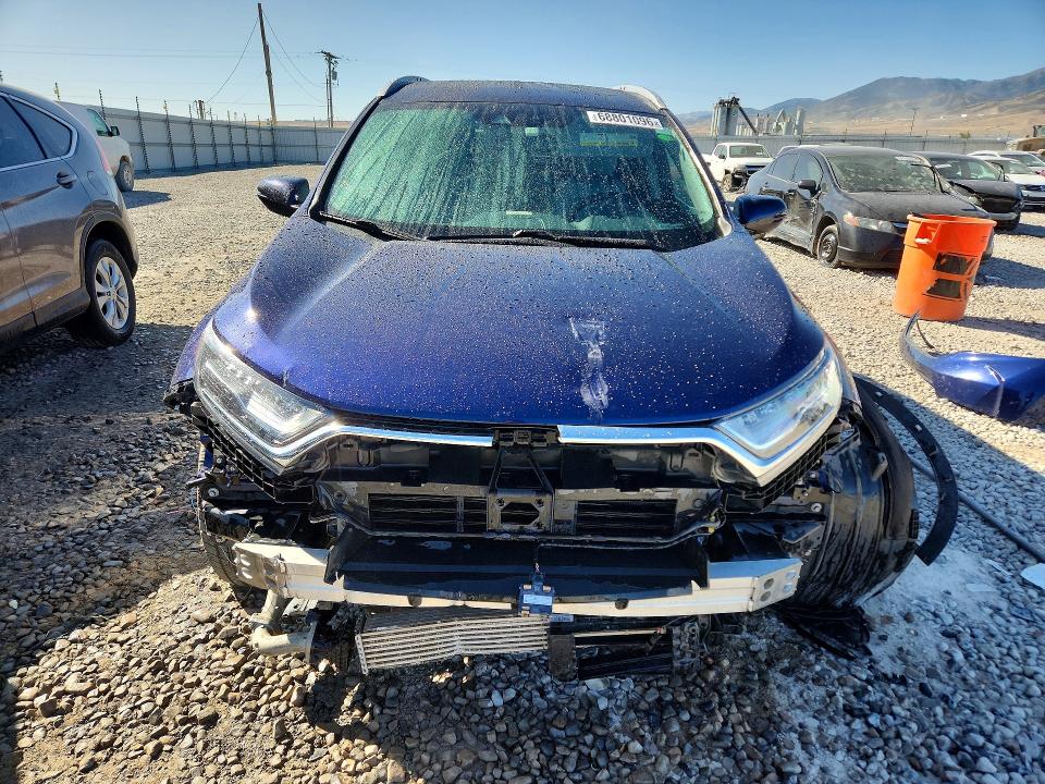 68801096 :رقم المزاد ، 7FARW2H90JE051932 vin ، 2018 Honda Cr-v مزاد بيع