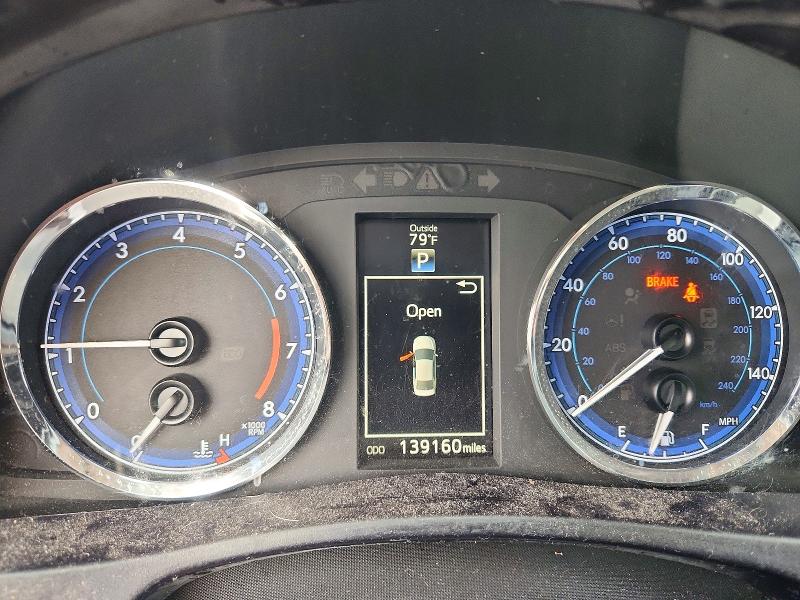 2018 Toyota Corolla მანქანა იყიდება აუქციონზე, vin: 5YFBURHE6JP777386, აუქციონის ნომერი: 67744896