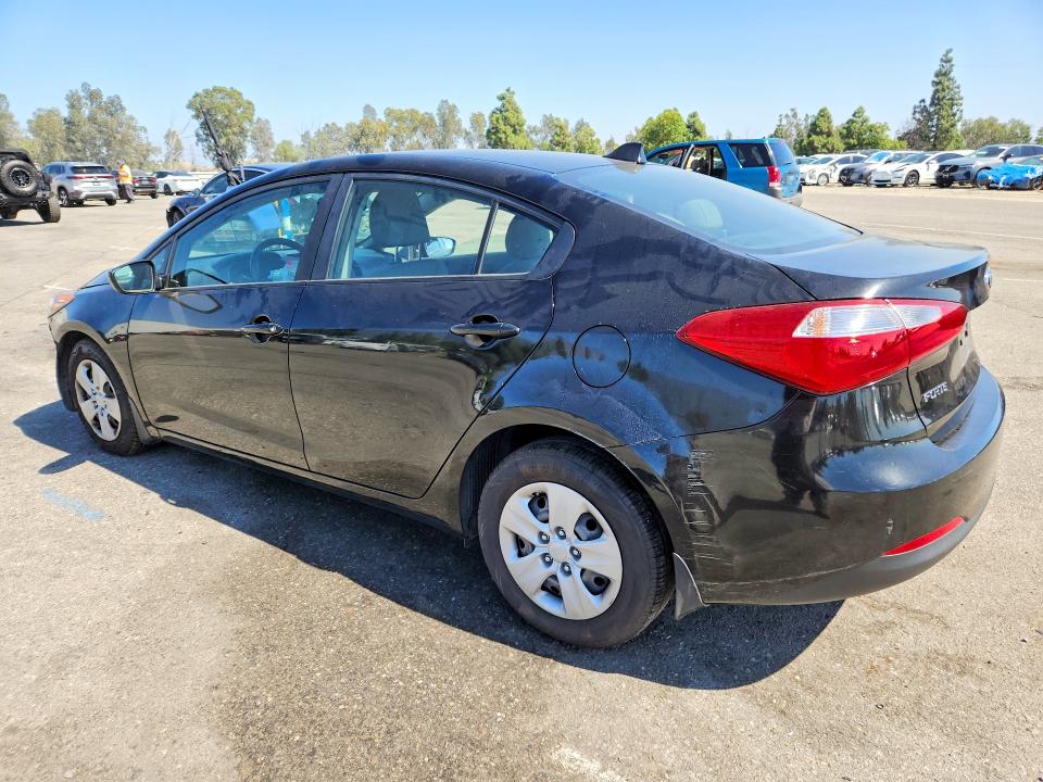 2015 Kia Forte მანქანა იყიდება აუქციონზე, vin: KNAFK4A68F5375058, აუქციონის ნომერი: 68630726