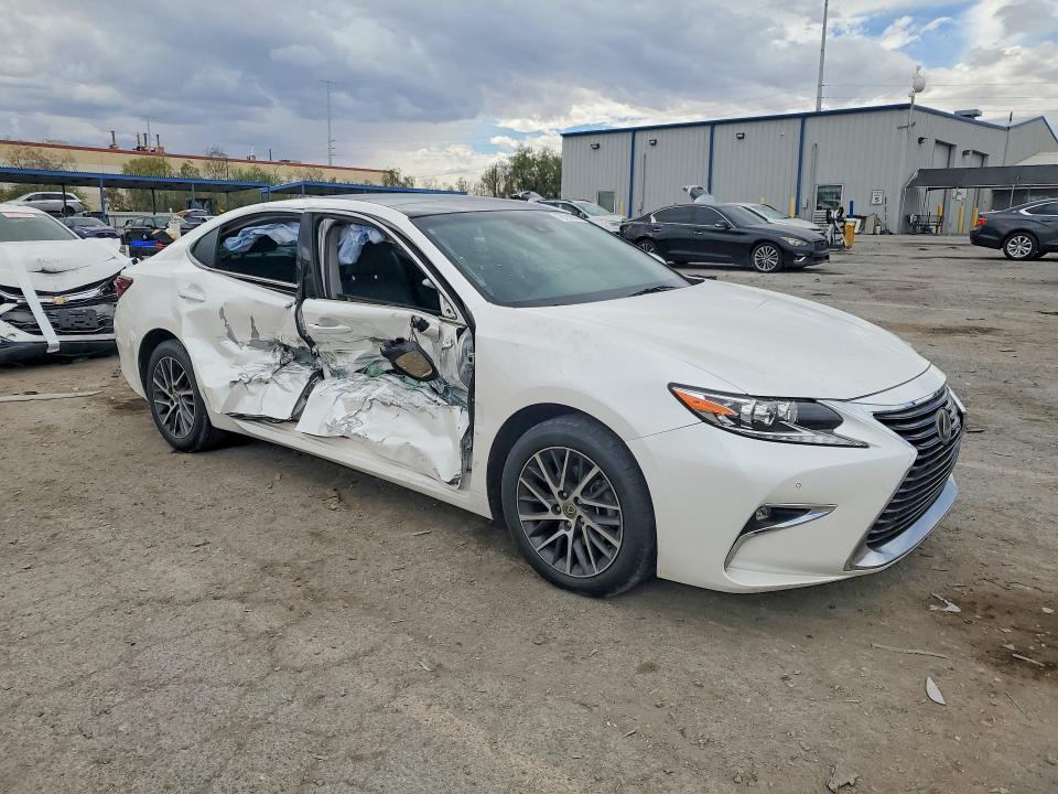 2016 Lexus Es მანქანა იყიდება აუქციონზე, vin: 58ABK1GG3GU018799, აუქციონის ნომერი: 70181976