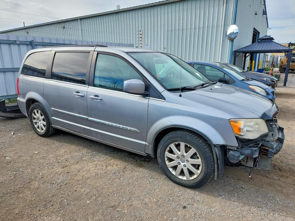 68418556 :رقم المزاد ، 2C4RC1BG2DR707482 vin ، 2013 Chrysler Town & Country مزاد بيع