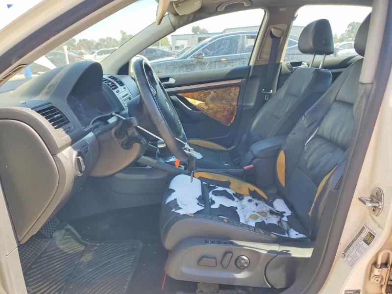 70792656 :رقم المزاد ، 3VWDT81K86M017770 vin ، 2006 Volkswagen Jetta مزاد بيع