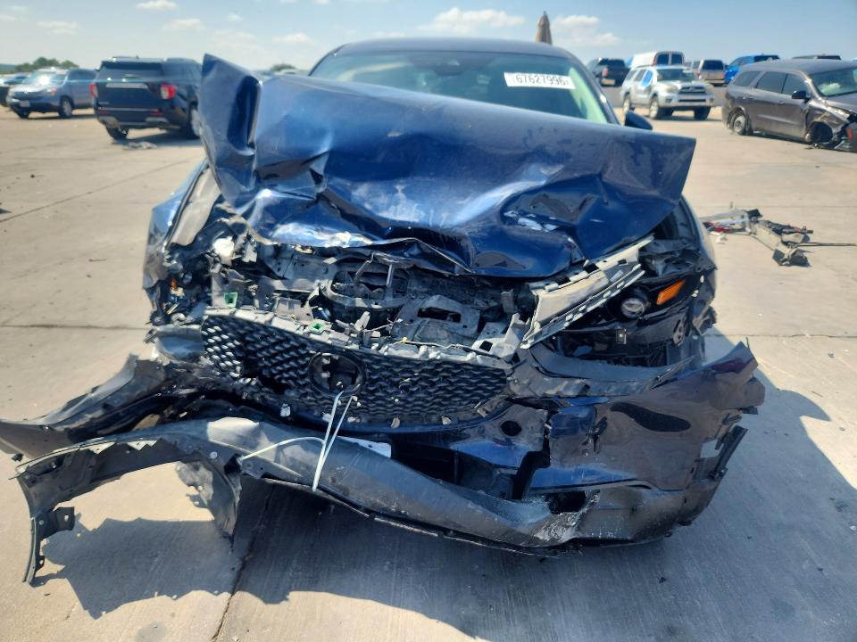 2021 Mazda Cx-30 მანქანა იყიდება აუქციონზე, vin: 3MVDMABL2MM303270, აუქციონის ნომერი: 67627996
