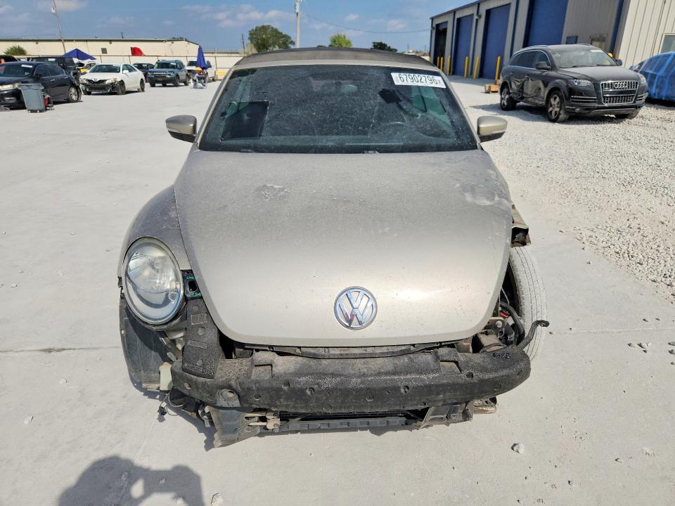 67902796 :رقم المزاد ، 3VW517AT8FM808362 vin ، 2015 Volkswagen Beetle مزاد بيع