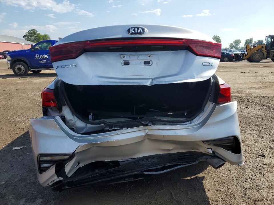 2019 Kia Forte მანქანა იყიდება აუქციონზე, vin: 3KPF54AD9KE082390, აუქციონის ნომერი: 66943256