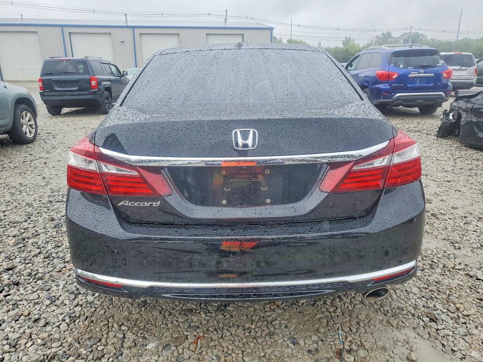 Продажа на аукционе авто 2016 Honda Accord, vin: 1HGCR2F73GA021692, номер лота: 67385106