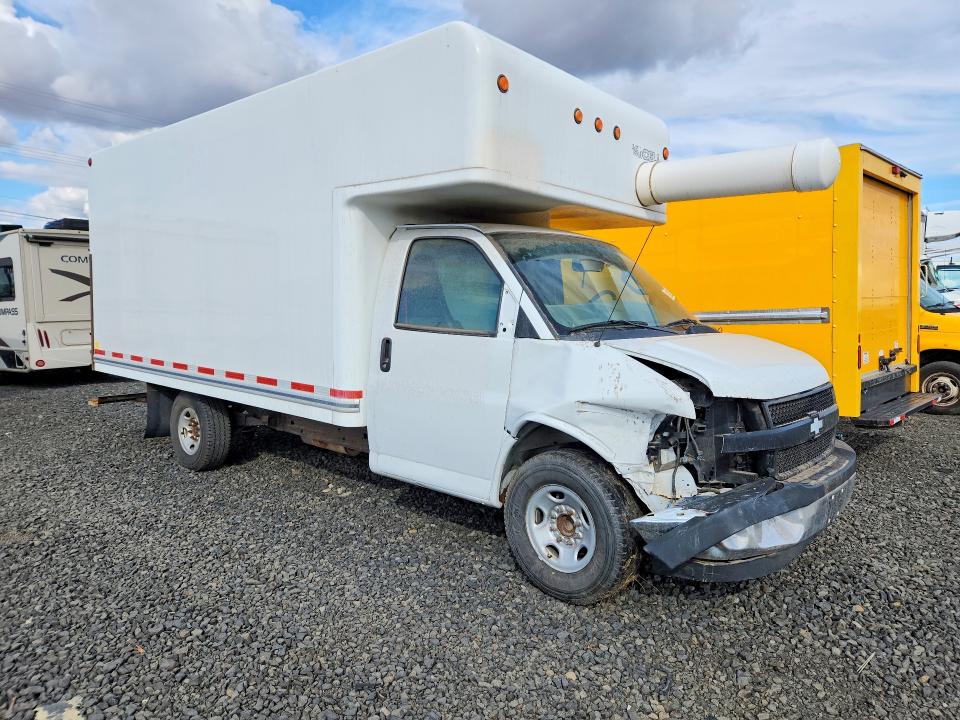 67916356 :رقم المزاد ، 1GB0GSFG0J1344813 vin ، 2018 Chevrolet Express G3500 مزاد بيع