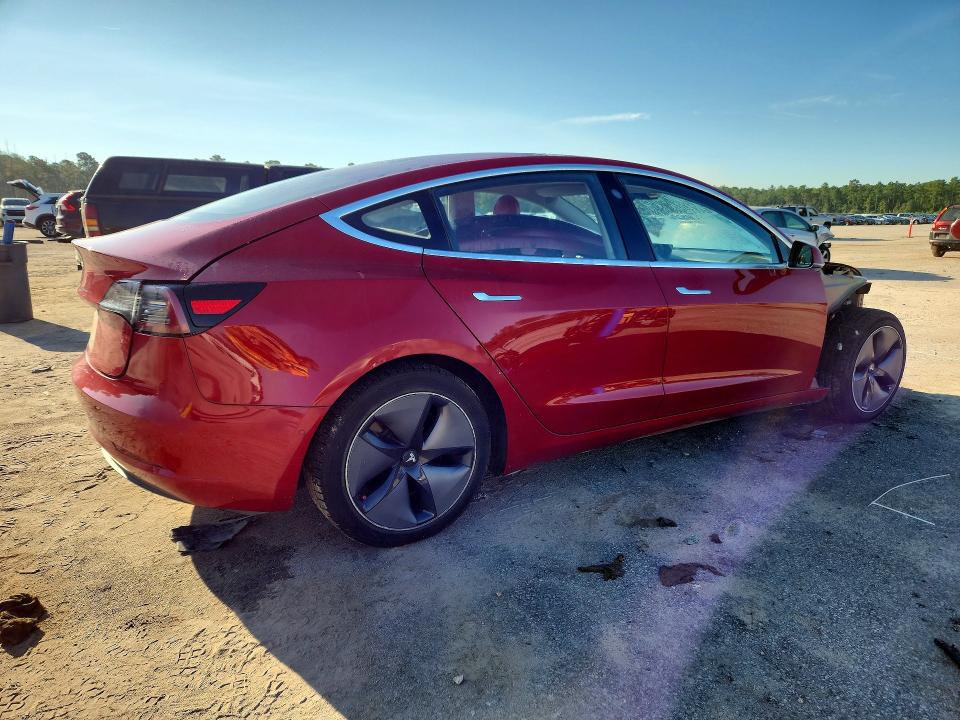 66338706 :رقم المزاد ، 5YJ3E1EA5JF022200 vin ، 2018 Tesla Model 3 مزاد بيع