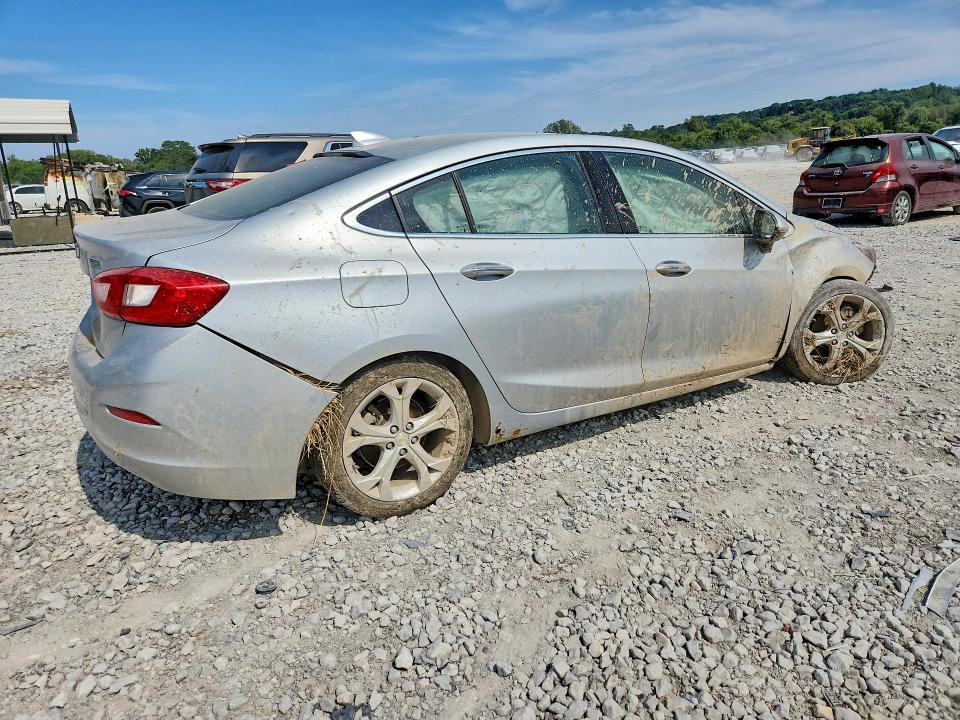 Auction sale of the 2018 Chevrolet Cruze, vin: 1G1BF5SMXJ7197328, lot number: 67338976