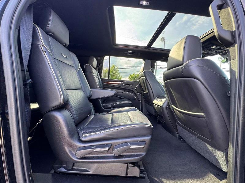 Продаж на аукціоні авто 2021 Cadillac Escalade, vin: 1GYS3KKL3MR256194, номер лоту: 68300196
