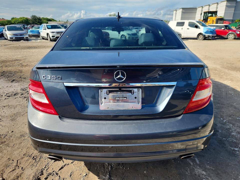 67558506 :رقم المزاد ، WDDGF56X59R068355 vin ، 2009 Mercedes-benz C مزاد بيع